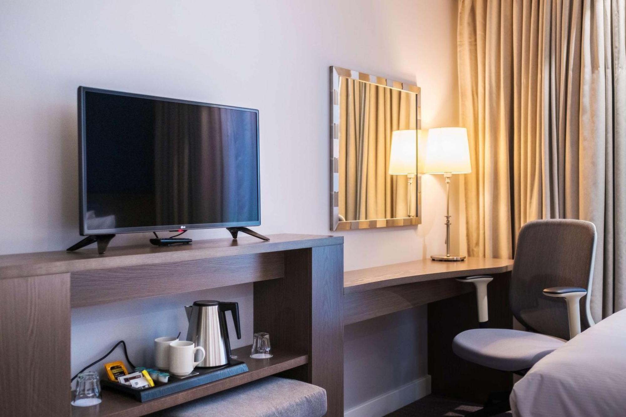 Hampton By Hilton Aberdeen Airport Dyce Buitenkant foto