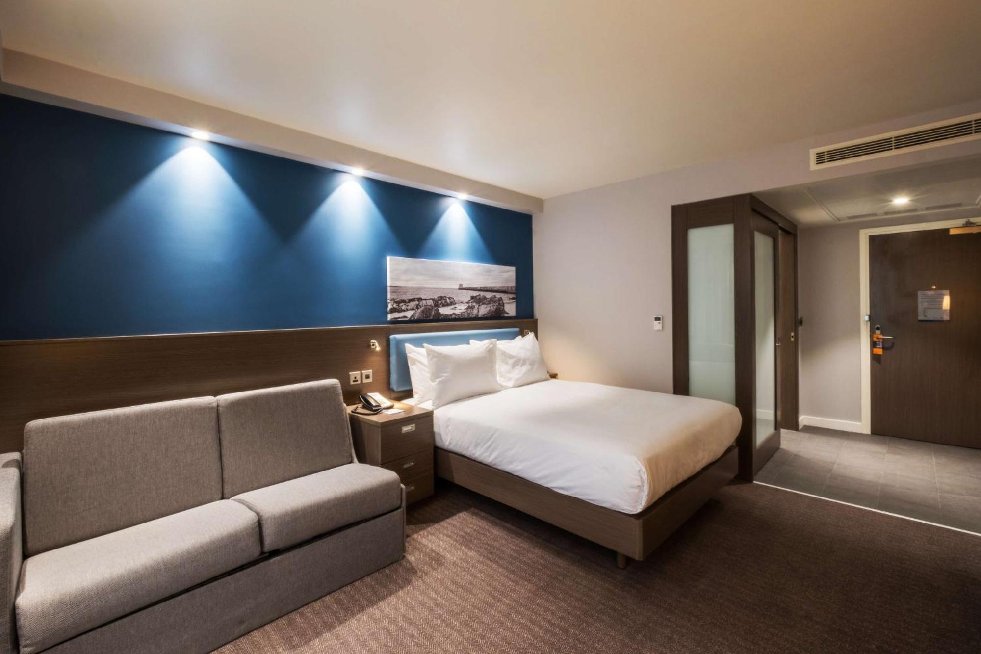 Hampton By Hilton Aberdeen Airport Dyce Buitenkant foto