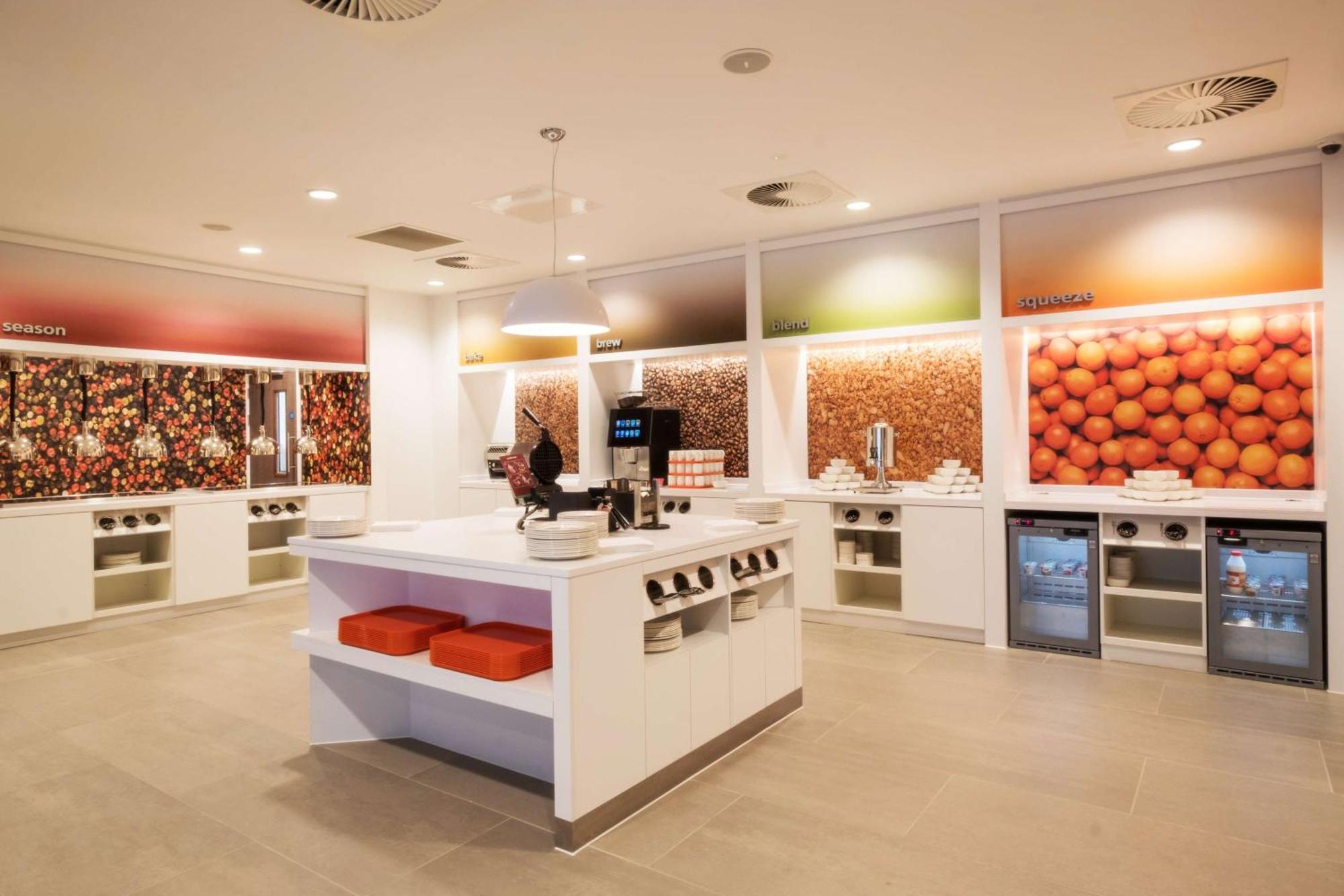 Hampton By Hilton Aberdeen Airport Dyce Buitenkant foto